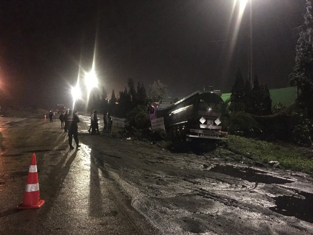 Direksiyon başında kalp krizi geçiren sürücü, kazada hayatını kaybetti