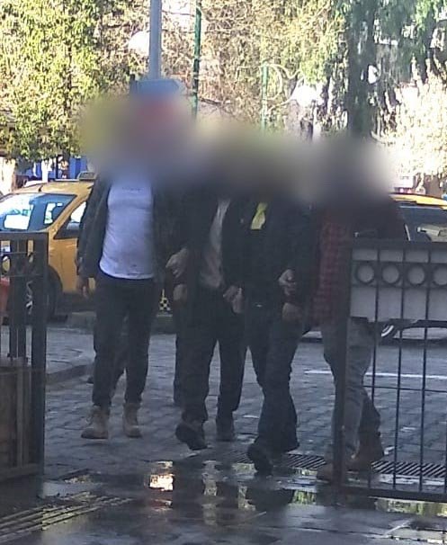Marketten hırsızlığa 2 tutuklama