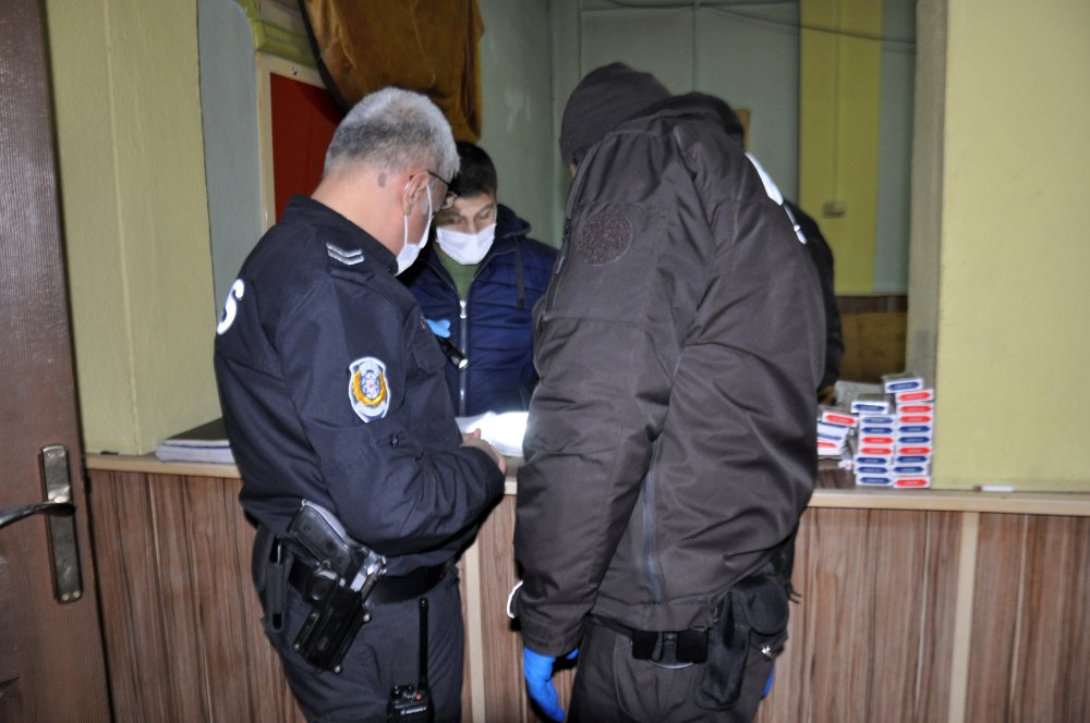 Polisin kapattığı kahvehaneyi 2 saat sonra yeniden açtılar: 24 gözaltı, 98 bin TL ceza