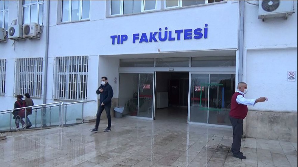 İntörn doktorlar da aşılanıyor