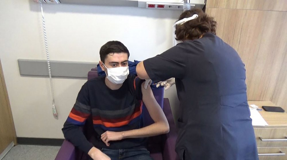 İntörn doktorlar da aşılanıyor