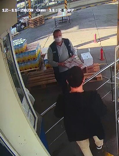 Kredi kartı bilgilerini çalıp, internetten alışveriş yaptılar