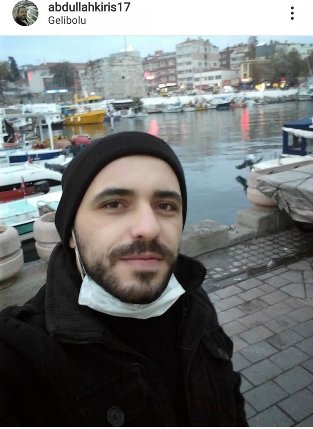 Tabancayla kalbine ateş eden genç ağır yaralandı