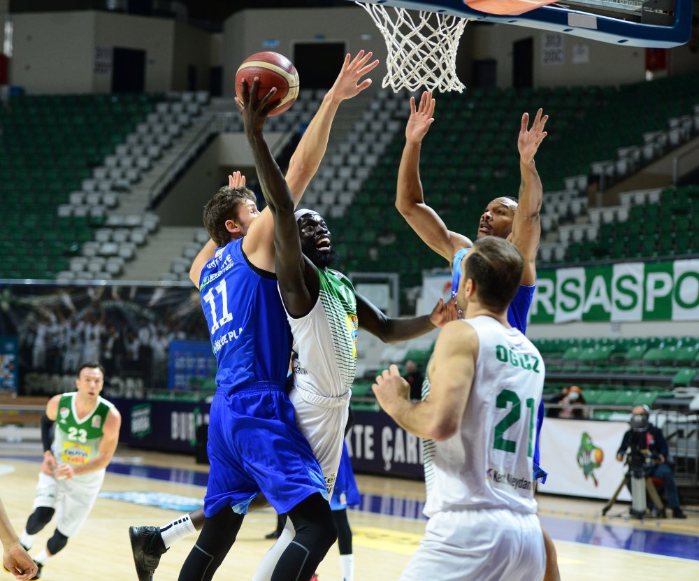 Frutti Extra Bursaspor - Lokman Hekim Fethiye Belediyespor: 89-84