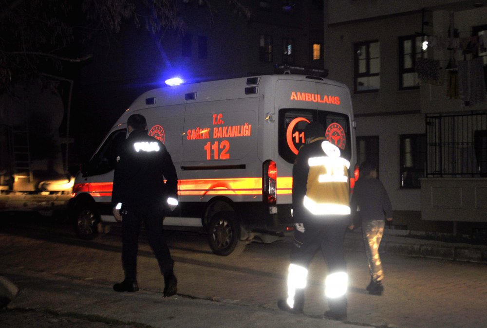 'Karımın ve çocuğumun hayatına son verdim diyerek asılsız ihbarda bulundu, gözaltına alındı