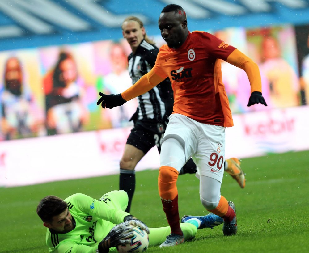 Beşiktaş - Galatasaray: 0-0 (İLK YARI)