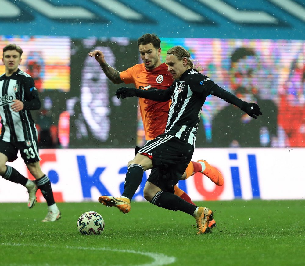 Beşiktaş - Galatasaray: 0-0 (İLK YARI)