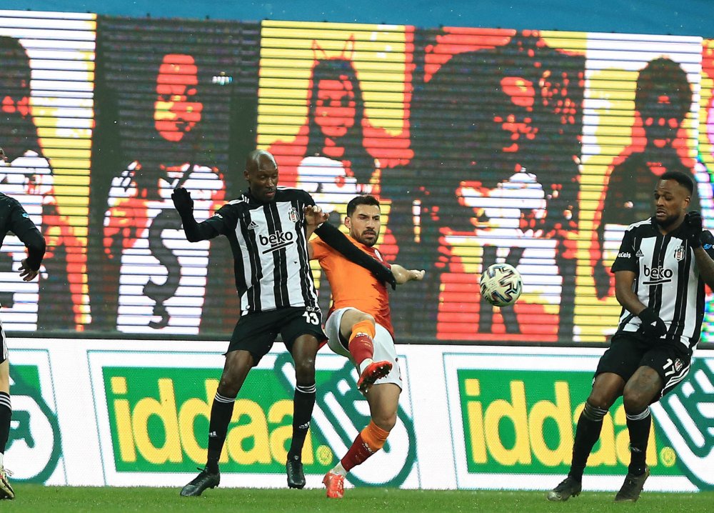 Beşiktaş - Galatasaray: 0-0 (İLK YARI)