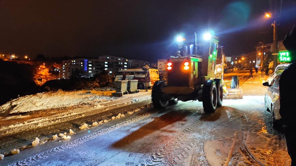 Çanakkale'de kar yağışı başladı