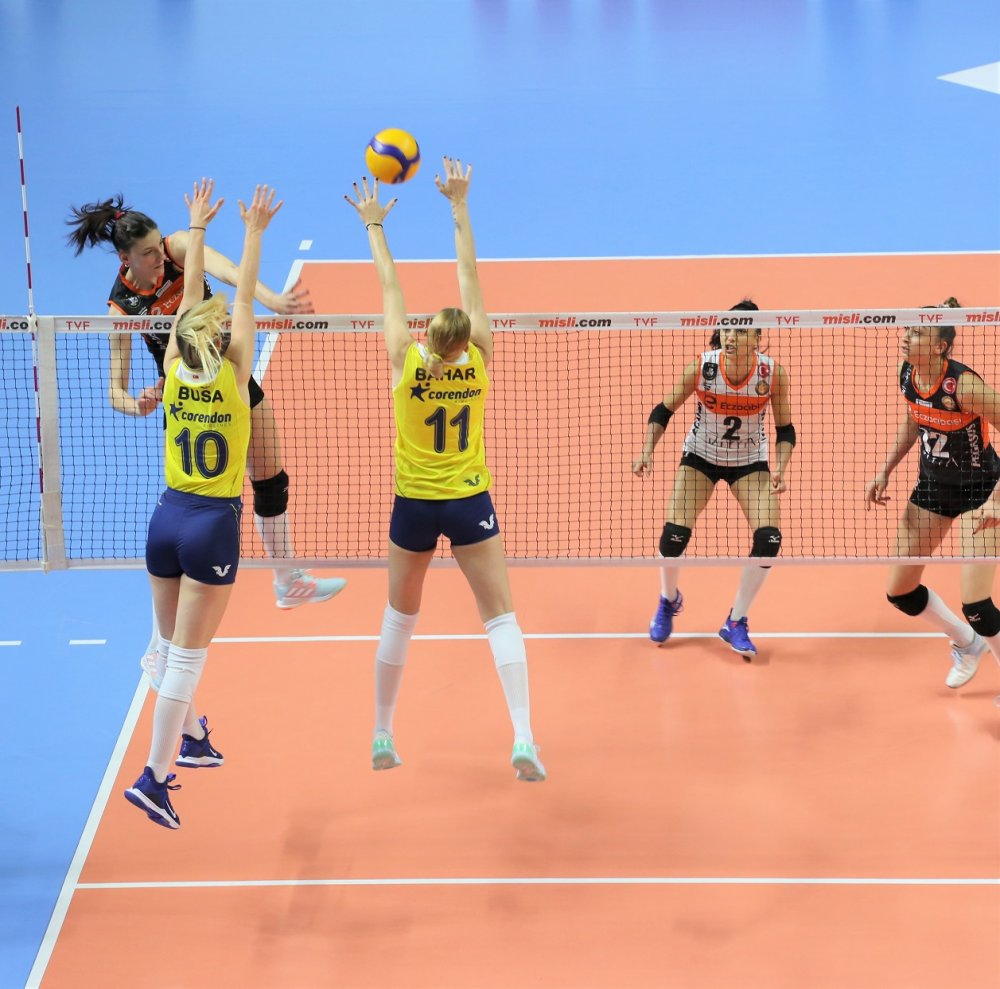 Fenerbahçe Opet - Eczacıbaşı VitrA: 3-1