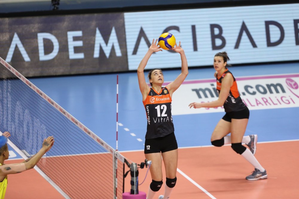 Fenerbahçe Opet - Eczacıbaşı VitrA: 3-1