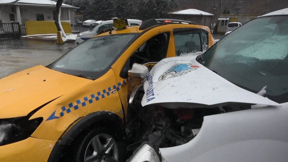 Kağıthane’de trafik kazası: 1 yaralı
