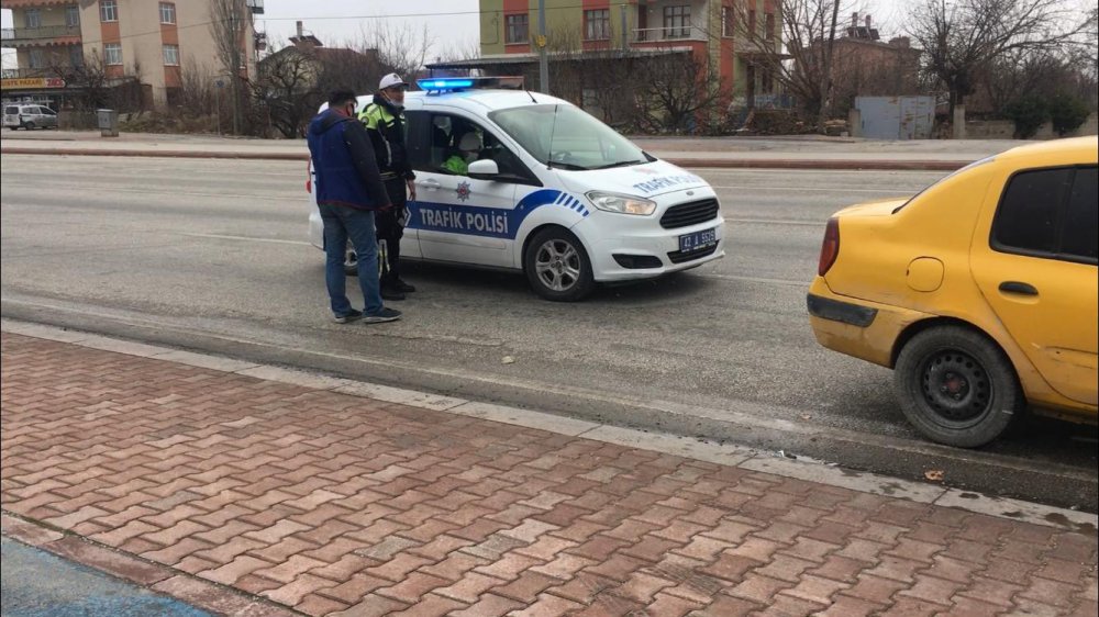 Kısıtlamada kovalamaca sonucu yakalanan sürücüye 12 bin TL ceza