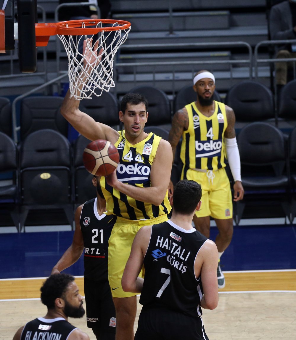 Pota derbisinde kazanan Beşiktaş