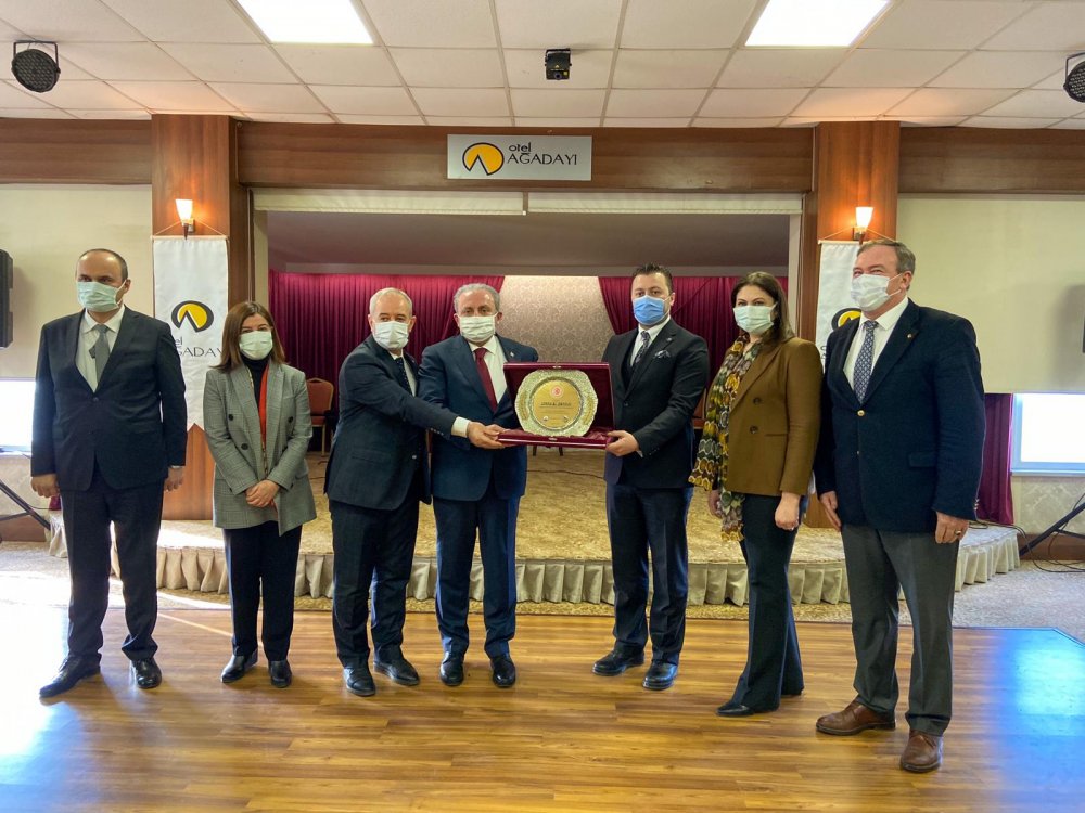 TBMM Başkanı Şentop: Aşının faydalı olduğu konusunda hiçbir tereddüt yok