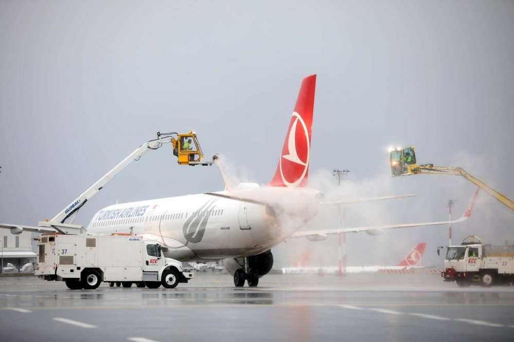 THY, 3 günde 125 uçağa de-icing işlemi uyguladı