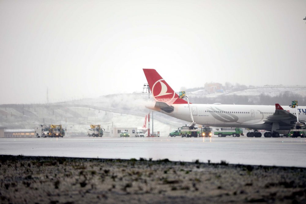 THY, 3 günde 125 uçağa de-icing işlemi uyguladı