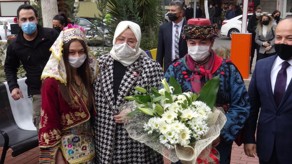 Bakan Selçuk, AK Parti Kongresi için Aydın'da