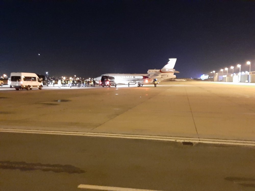 Mesut Özil imza için İstanbul'da