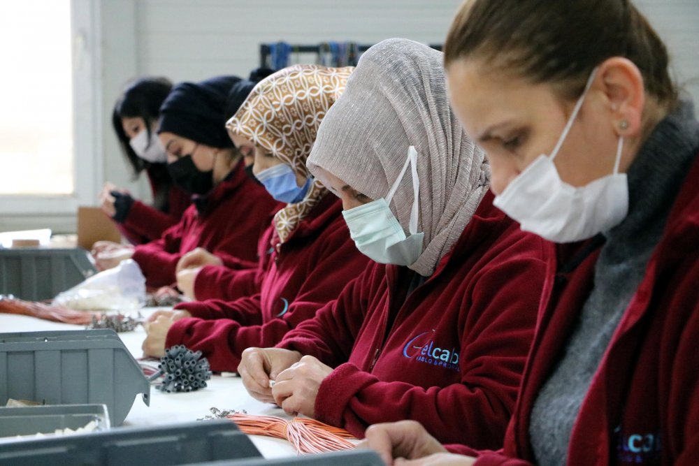 Zonguldak'ta 'eve dönüş projesi' başladı, iş insanı memleketine fabrika kurdu