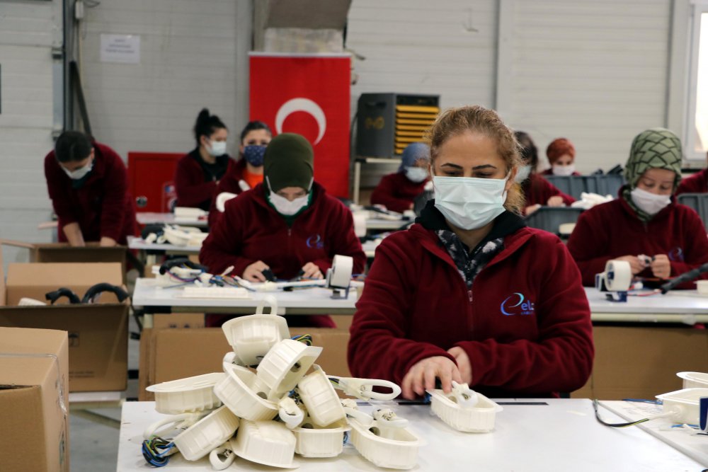 Zonguldak'ta 'eve dönüş projesi' başladı, iş insanı memleketine fabrika kurdu