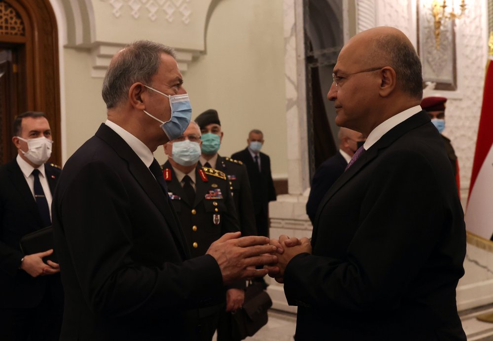 Bakan Akar'dan sürpriz Irak ziyareti