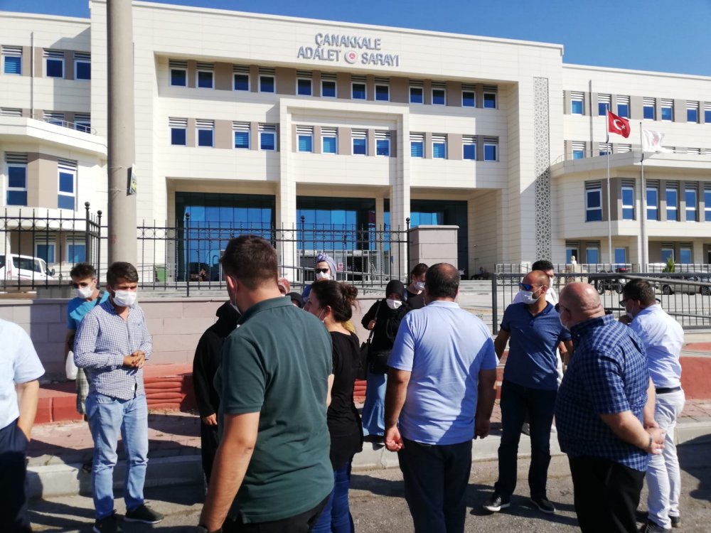 'KARARI İSTİNAFA TAŞIYACAĞIZ': Bozcaada'da eğlenmeye giden Ramazan Öksüz'ü döverek öldüren sanıklara ceza