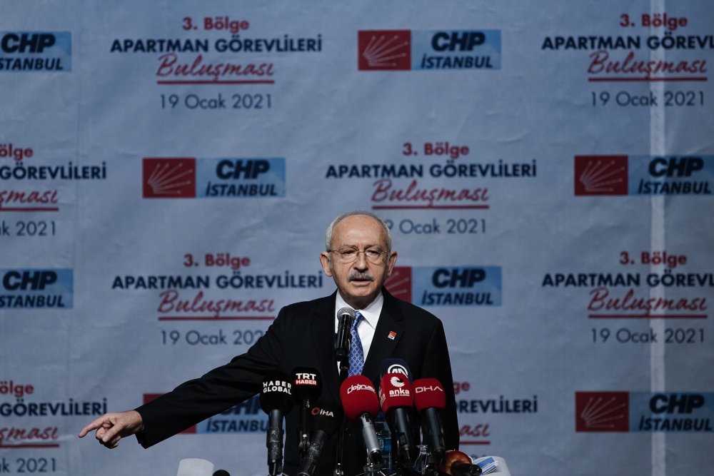 Kılıçdaroğlu, İstanbul'da apartman görevlileri ile bir araya geldi