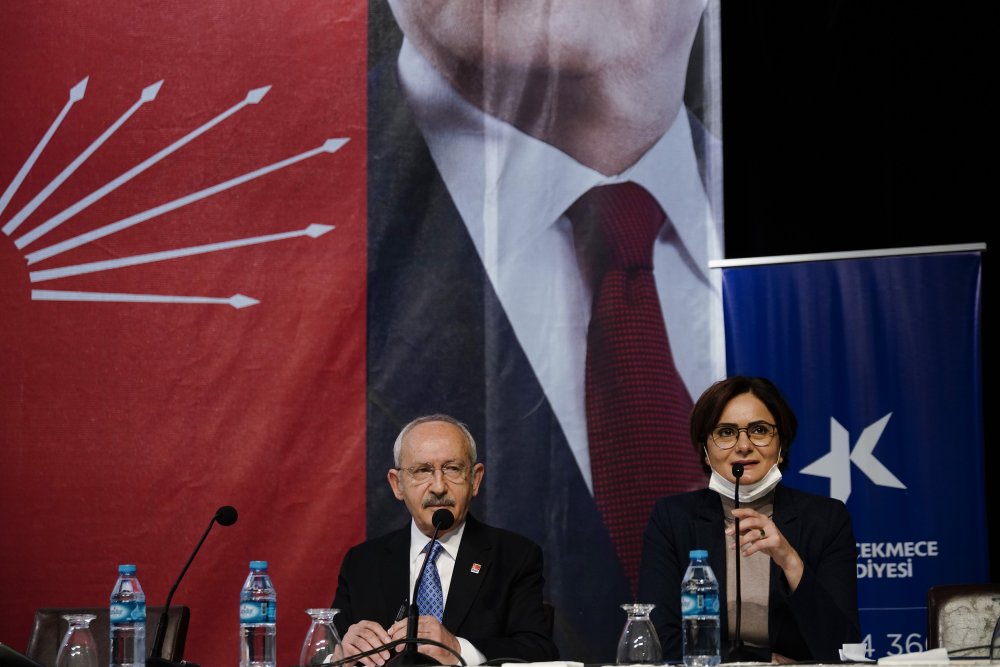 Kılıçdaroğlu, İstanbul'da apartman görevlileri ile bir araya geldi