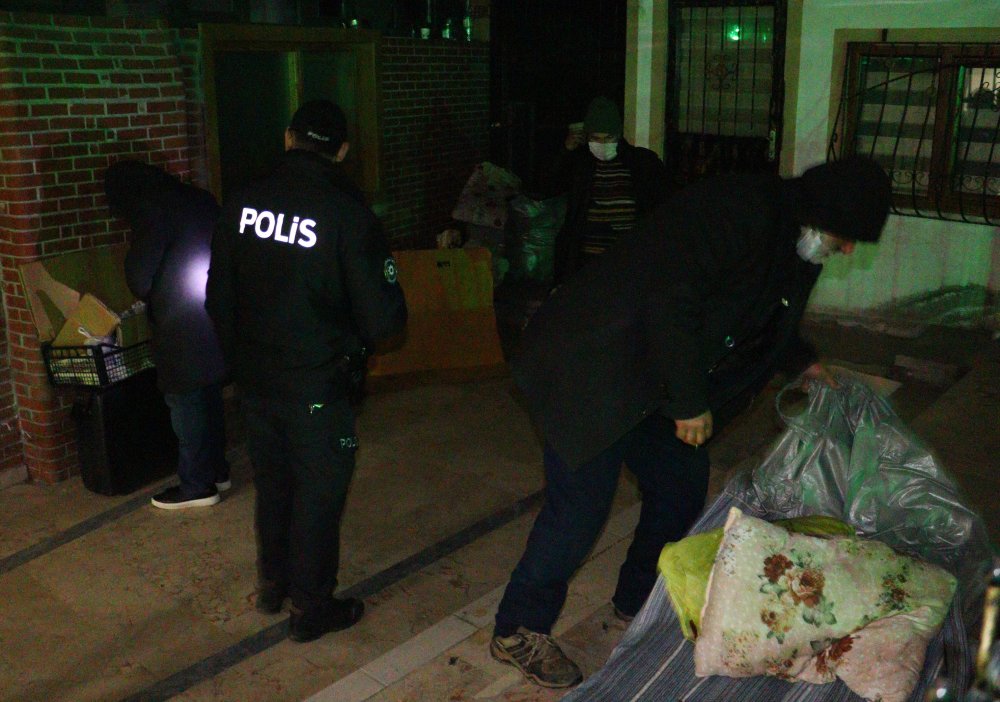 Ankara'da evsizler otellere yerleştirildi