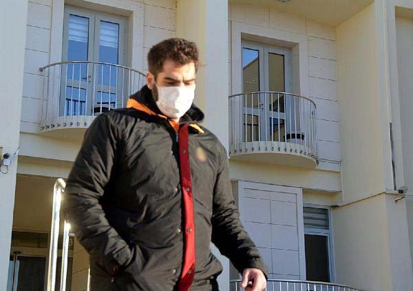 Cemiyet hayatının ünlü siması Kerem Dürüst, uyuşturucudan gözaltına alındı