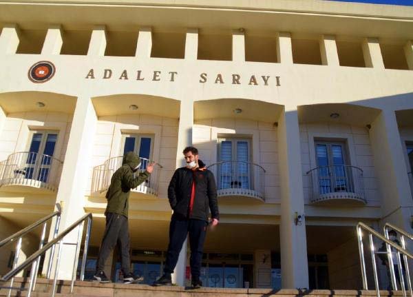 Cemiyet hayatının ünlü siması Kerem Dürüst, uyuşturucudan gözaltına alındı