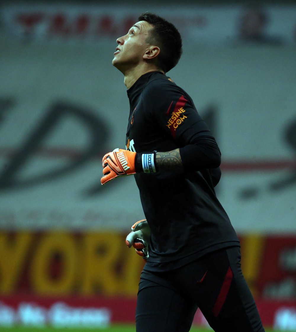Galatasaray'da Muslera 220 gün sonra döndü