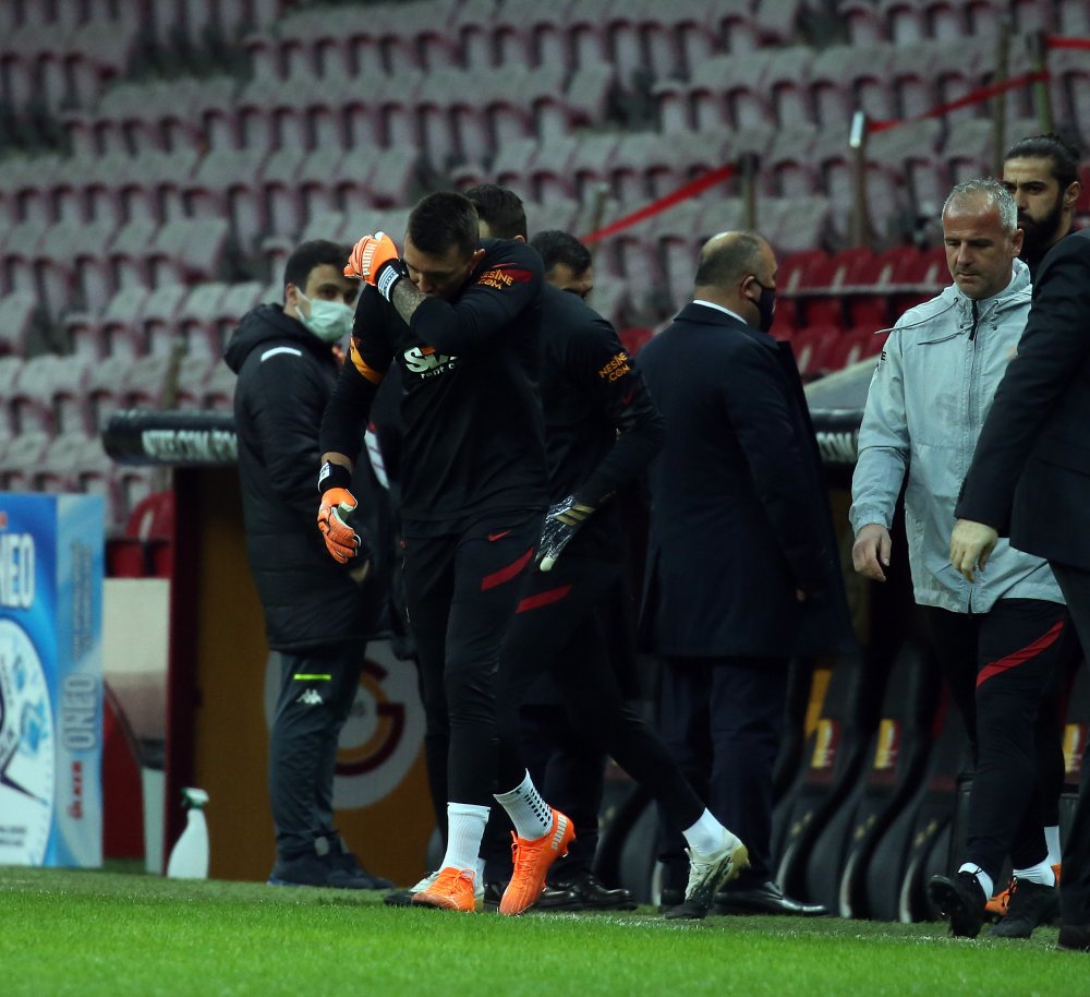 Galatasaray'da Muslera 220 gün sonra döndü