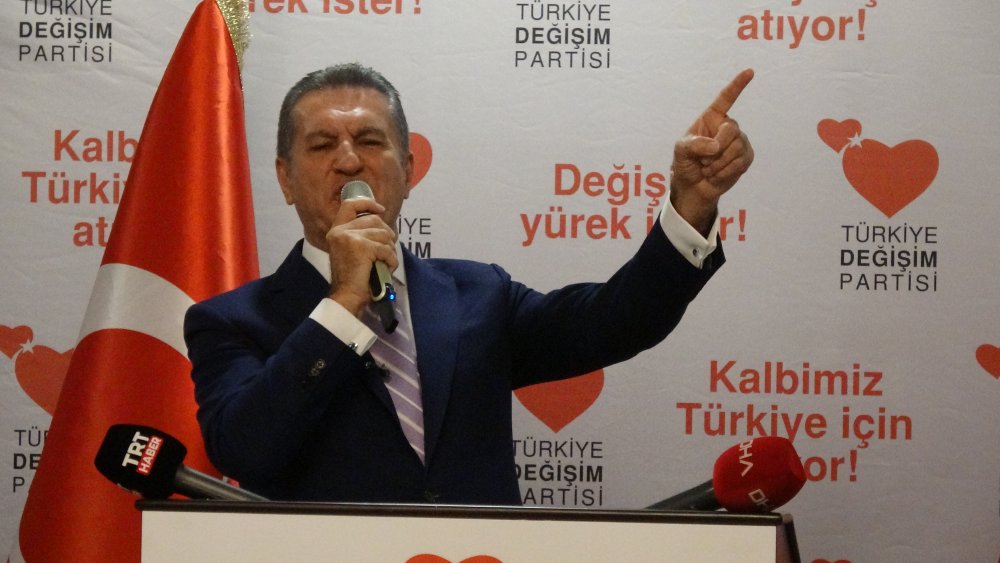 Sarıgül: Bizim olmazsa olmazımız bayrağımız ve toprağımızdır