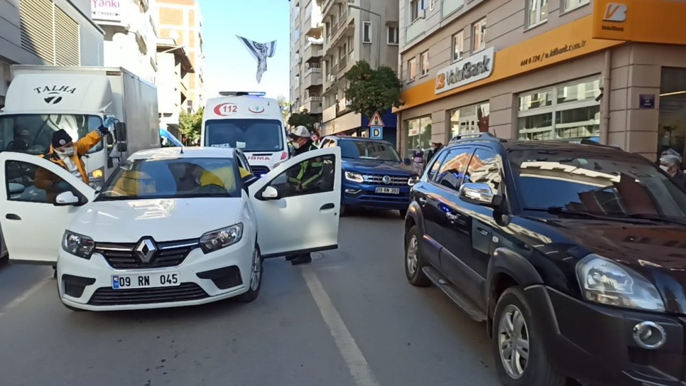 Seyir halindeyken, direksiyonda fenalaştı