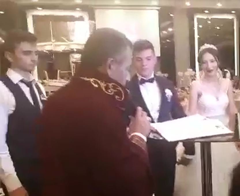 Yangında oğluyla birlikte yaşamını yitiren uzman çavuşun baba evinde yas var