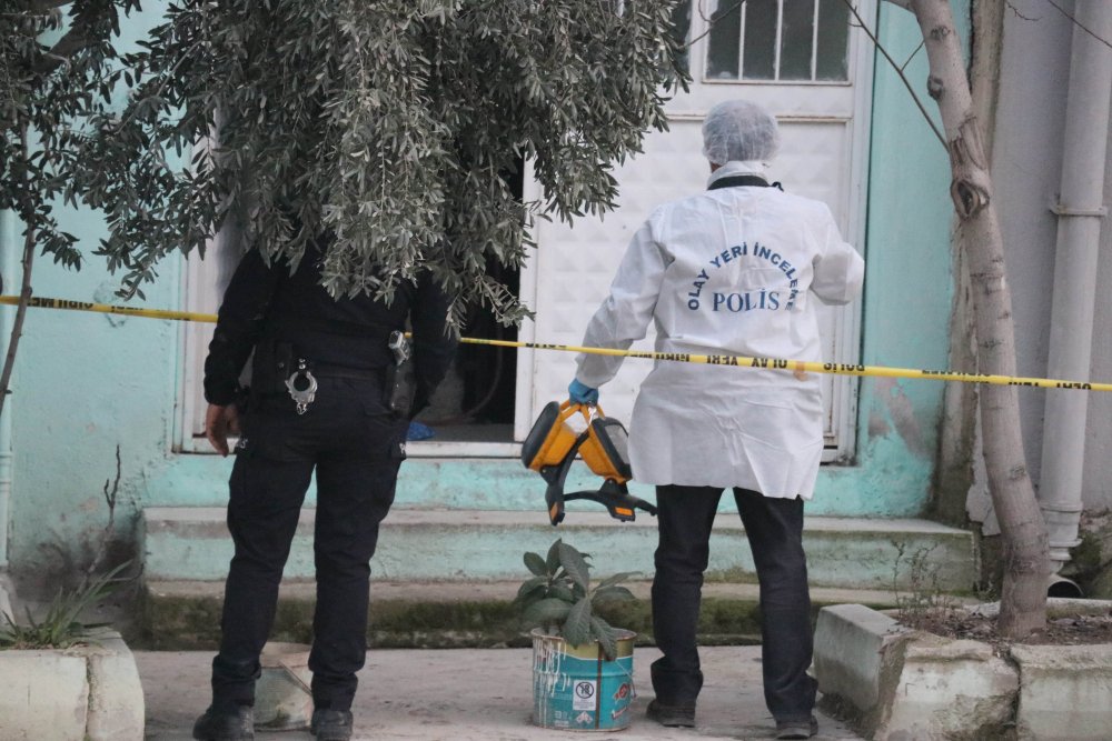 Anne-babasının boşanmasından sorumlu tuttuğu babaannesine kurşun yağdırdı 