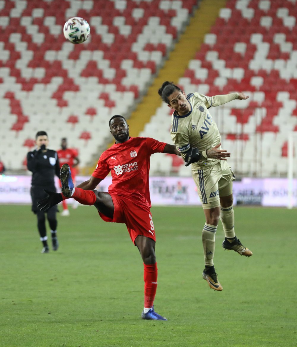 Demir Grup Sivasspor - Fenerbahçe: 1-1