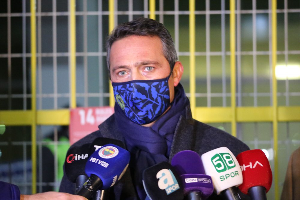 Fenerbahçe Başkanı Ali Koç: Takımdan ayrılacaklar da var, gelecekler de