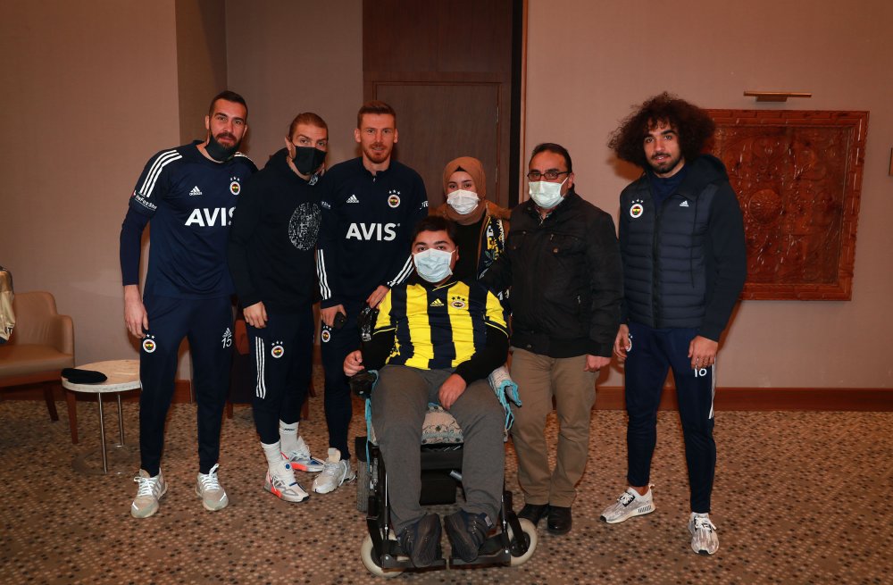 Fenerbahçeli genç taraftarın hayali gerçekleşti