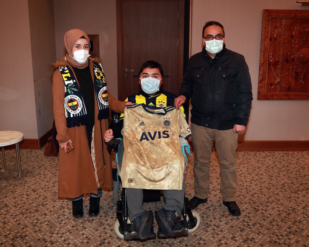 Fenerbahçeli genç taraftarın hayali gerçekleşti
