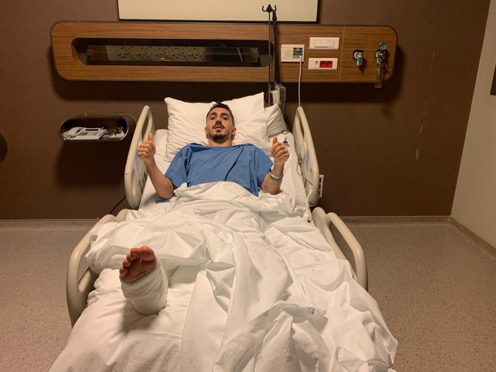 İttifak Holding Konyaspor karşılaşmasında aldığı darbe sonucu sağ ayak bileği kırılan Trabzonsporlu futbolcu Abdülkadir Ömür, ameliyat oldu