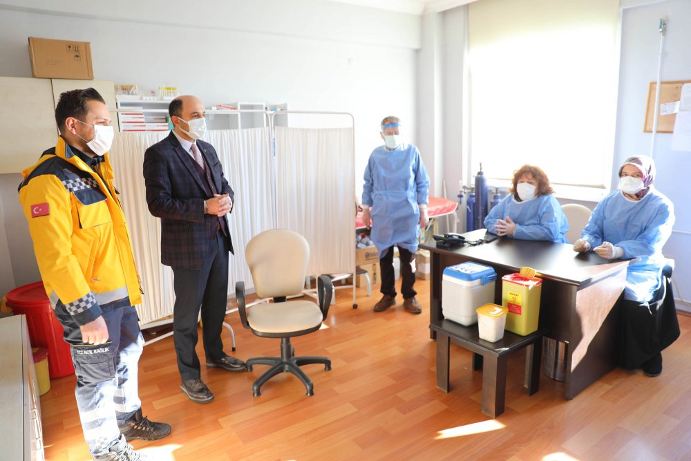 Samsun’da 85 yaş üstü vatandaşların aşılanmasına başlandı