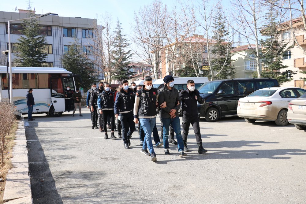 2 kentteki uyuşturucu operasyonunda 6 tutuklama