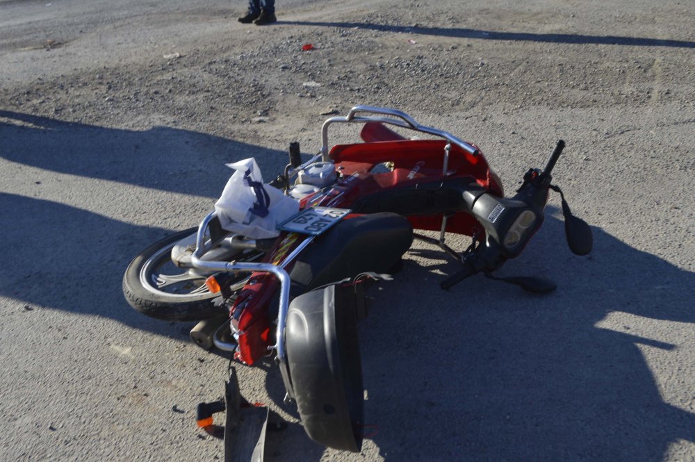 Adıyaman’da TIR ile motosiklet çarpıştı: 1 ölü, 1 yaralı