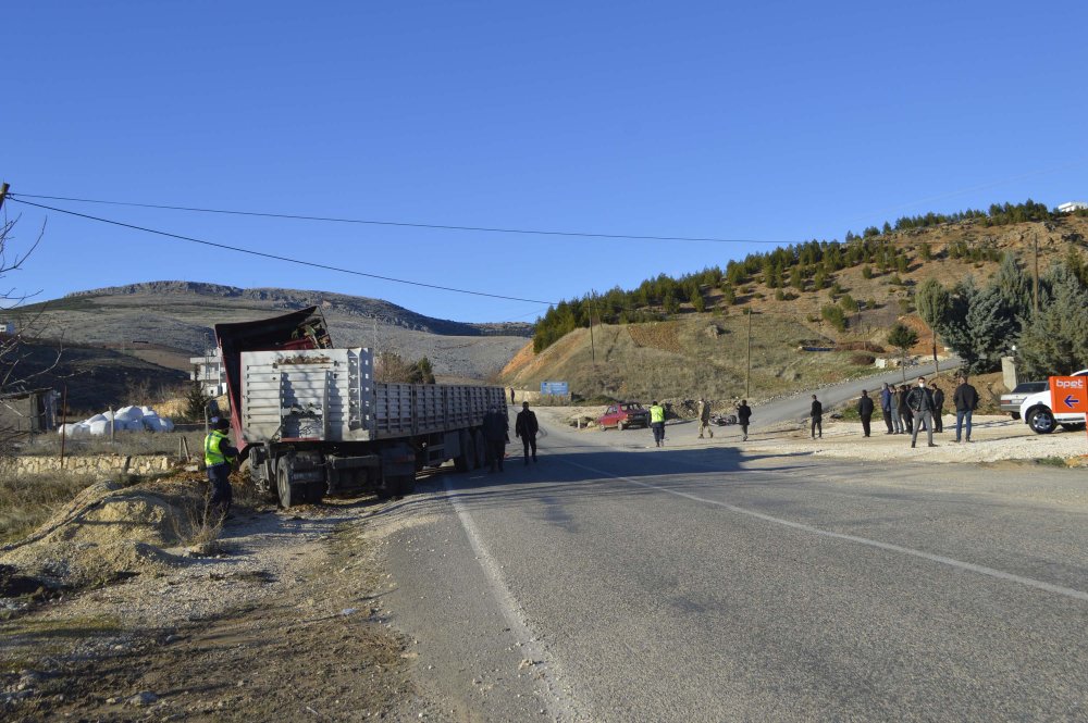 Adıyaman’da TIR ile motosiklet çarpıştı: 1 ölü, 1 yaralı