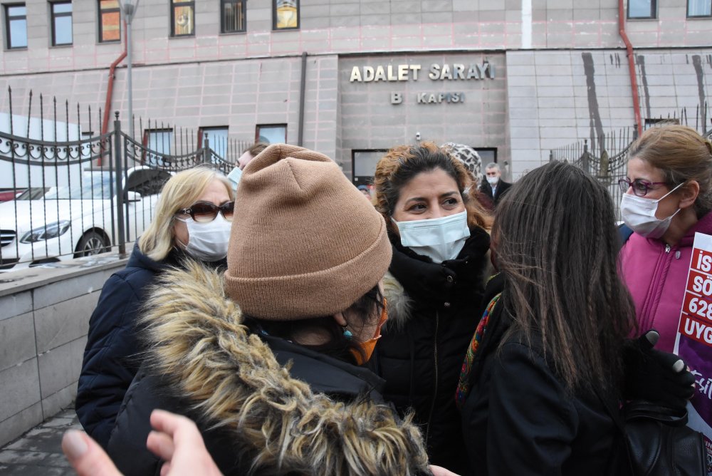 Boşanma aşamasındaki eşinin hayatını hunharca sonlandıran kocaya  17 yıl hapis