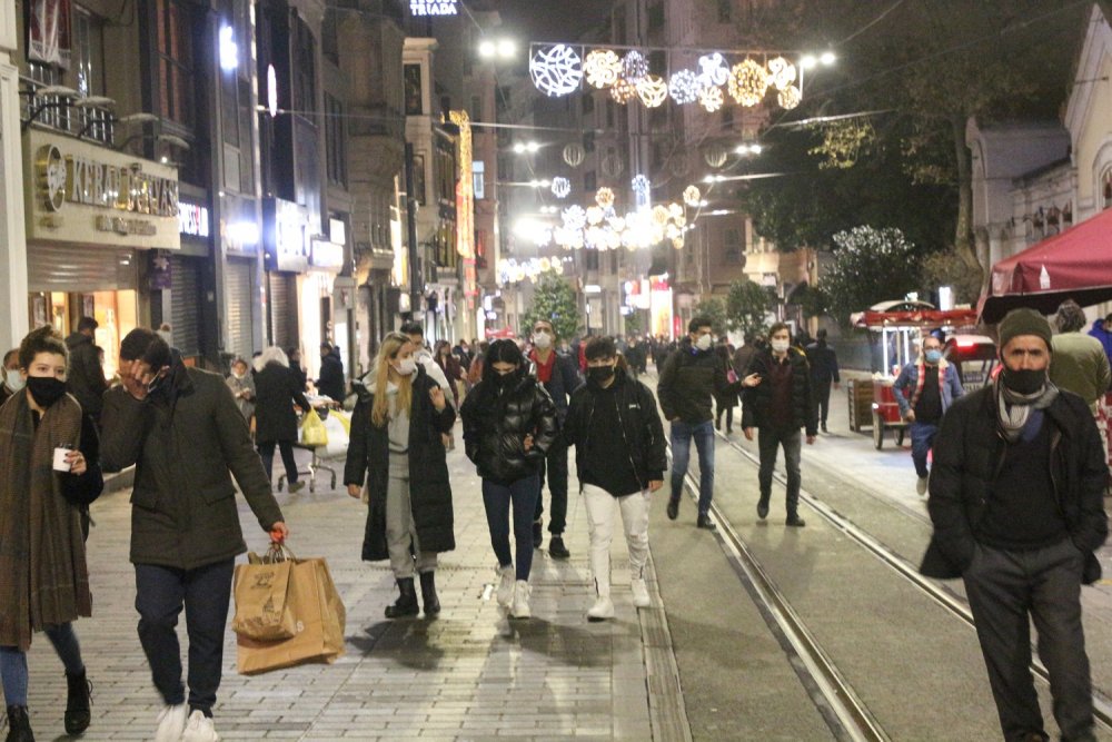 Hafta sonu sokağa çıkma kısıtlaması