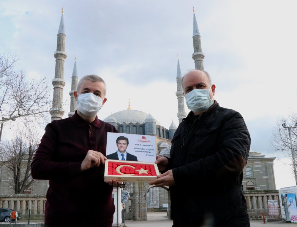 Prof. Dr. Mehmet Öz'e, Edirne'den 'Türk bayraklı' şifa kaynağı